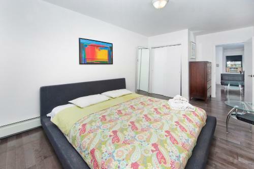 Midtown East Furnished Apartment