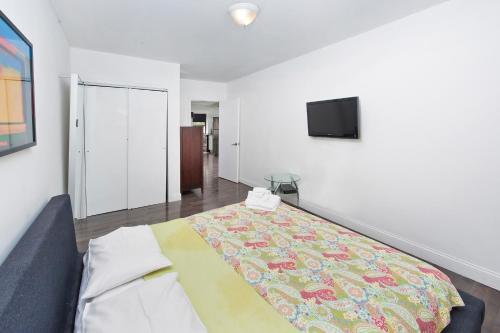 Midtown East Furnished Apartment