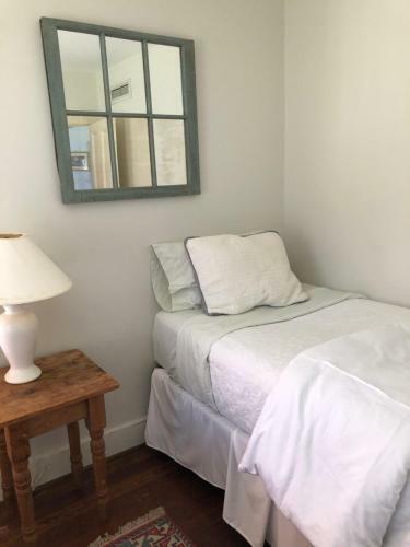 Bed & Breakfast 1708 House