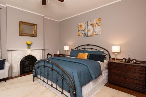 Bed & Breakfast Rosemont Inn
