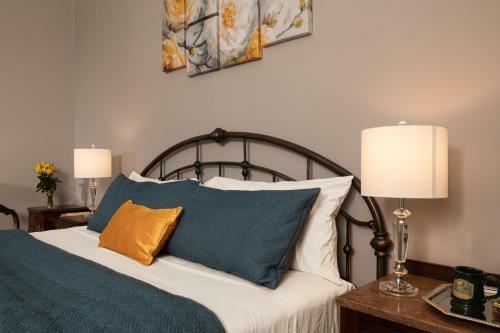 Bed & Breakfast Rosemont Inn