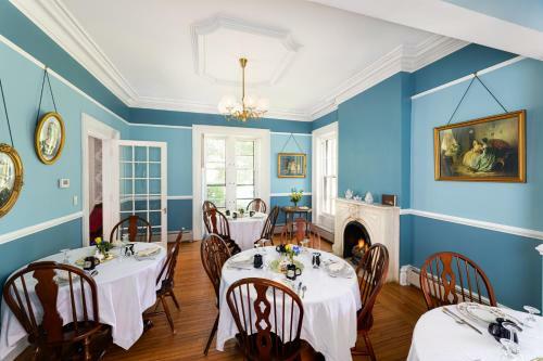 Bed & Breakfast Rosemont Inn
