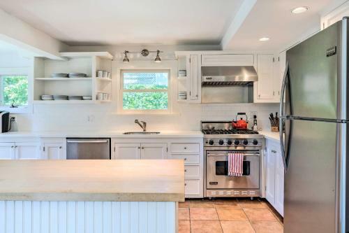 Southampton Village Home With Pool - 5 Min To Beach!