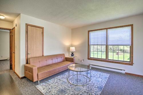 Apartamento Peaceful Family Condo With Deck And Mountain View!
