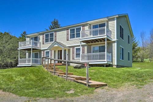 Apartamento Peaceful Family Condo With Deck And Mountain View!