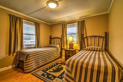 Quaint Banner Elk Home On 3 Acres - Ski Sugar Mtn!