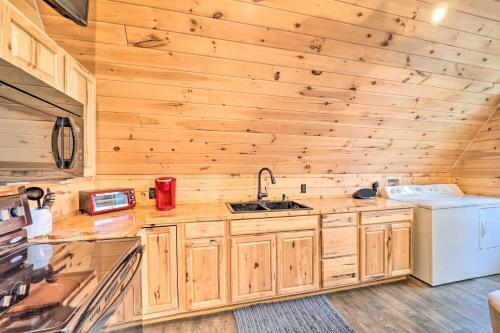 Cozy Banner Elk Cabin With Mtn View And Fireplace