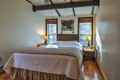 Cozy Beech Mountain Family Retreat With 2 Decks!