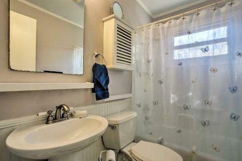 Renovated Mountain Home, 5 Mins To Downtown Boone!