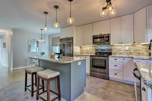Renovated Mountain Home, 5 Mins To Downtown Boone!