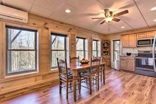 Secluded Cabin With Mtn Views - 9 Mi To Chimney Rock!
