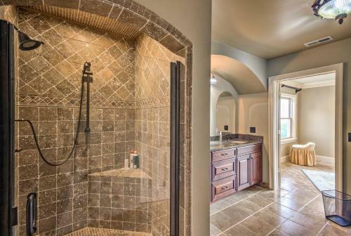 Heavenly Mountain Retreat - 4 Miles To Downtown!