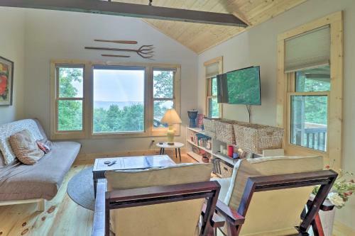 Secluded Pisgah Natl Forest Retreat With Views