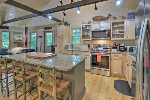 Secluded Pisgah Natl Forest Retreat With Views