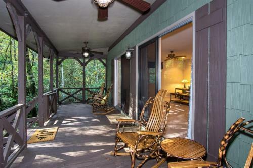 Shady Creek Cabin
