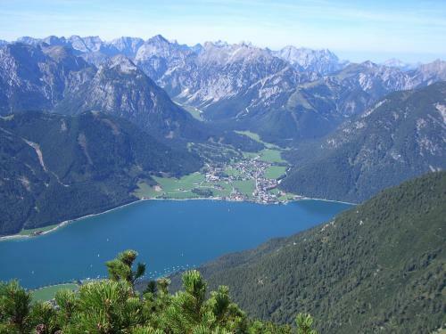 Apartamento Appartements Rofan Und Karwendelblick