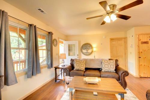 Cozy Cabin On Tuckasegee River - Near Tsali!
