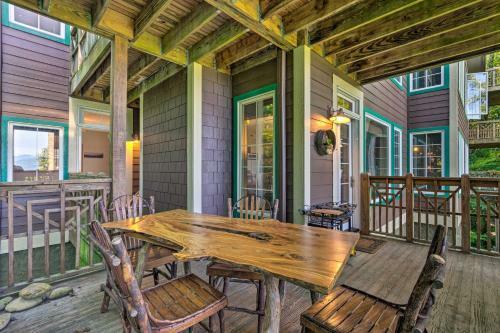 Apartamento Burnsville Mtn Condo With Private Deck And Views!