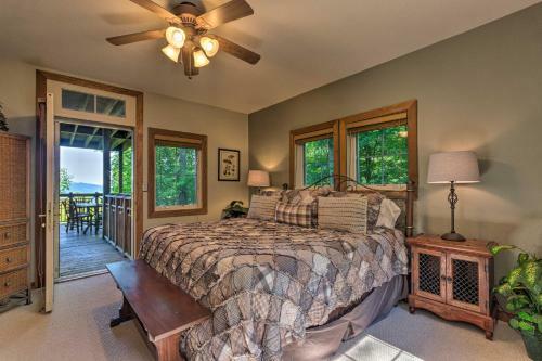 Apartamento Burnsville Mtn Condo With Private Deck And Views!