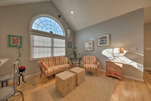 Seaside Cottage With Private Pier - 3 Miles To Beach