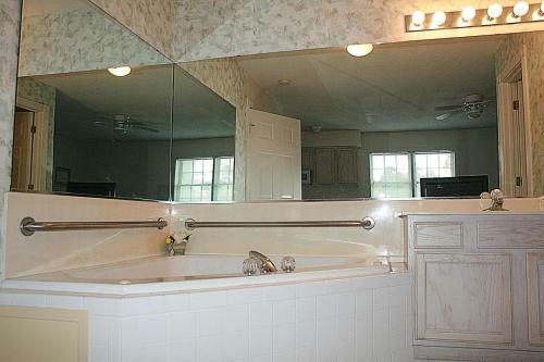 805l Home