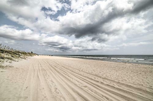 Apartamento Oceanfront Carolina Beach Condo With Pool And Views!