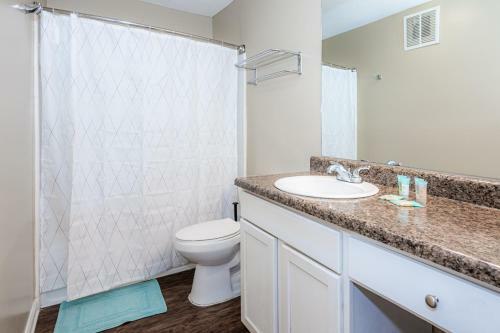 Apartamento Viagem - Charlotte - Bright 2br W/gym+pool+parking