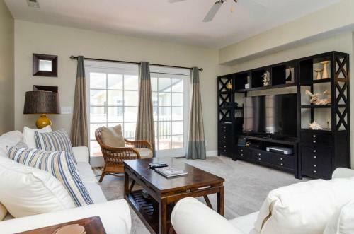Carolina Bay Unit 204