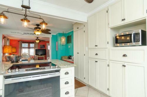 Robin Hood Beach Cottage