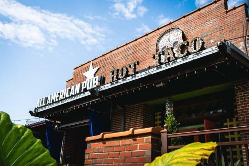 Apartamento King Bed Studio - Best Location To Food & Drinks