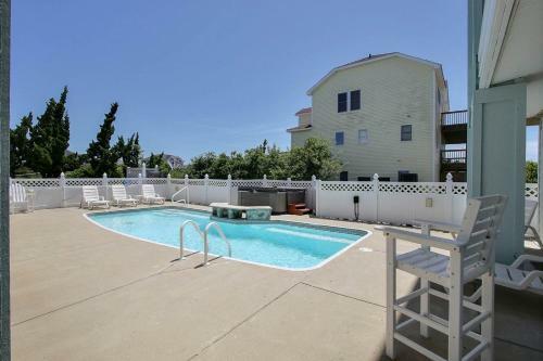 1360 - Fun In The Sun