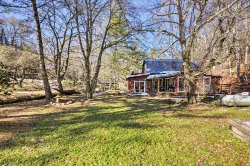Da Barn Cashiers Area Cottage On Private Meadow!