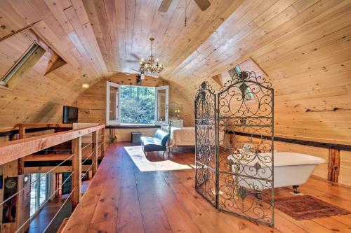 Da Barn Cashiers Area Cottage On Private Meadow!