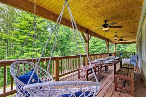 Home With Deck, Swings, Game Rm-8mi To Asheville