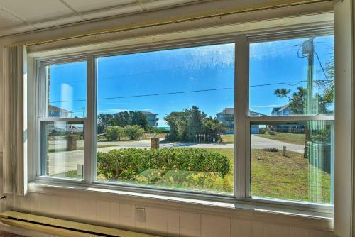 Apartamento 1 Ocean Fun Emerald Isle Apt, 30yds To Beaches!