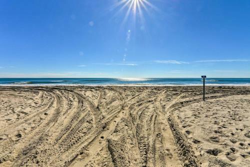 Apartamento 1 Ocean Fun Emerald Isle Apt, 30yds To Beaches!