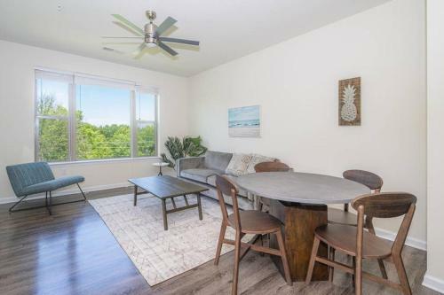 Apartamento Viagem - Durham - Vibrant 1br W/balcony