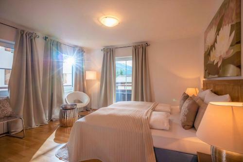 Hostal Pension Chalet Schott
