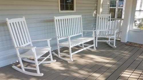 New Listing! Apple Country Retreat With Fire Pit Home