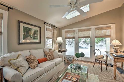 Mirror Lake Cottage With Private Deck, Waterfall