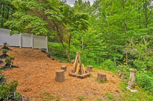 Renovated Highlands Cottage 3 Mi To Downtown!