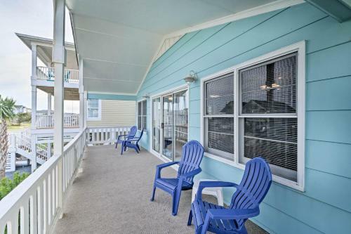 Pet-friendly Second Row House Steps To Beach!