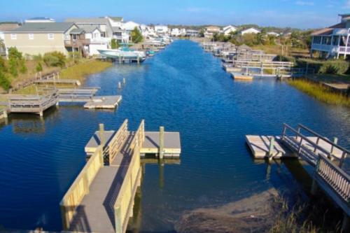 Captain's Landing