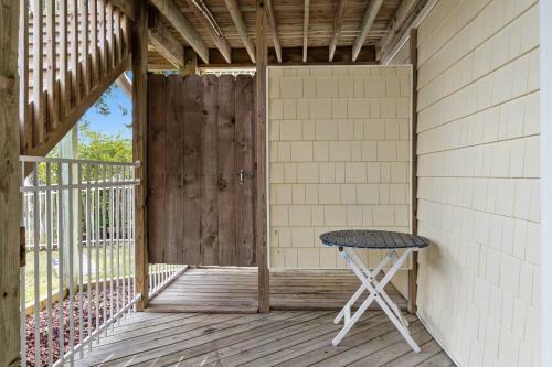 138 Tarpon Home