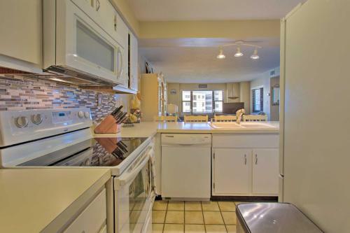 Apartamento Resort Condo On Indian Beach With Ocean Views!