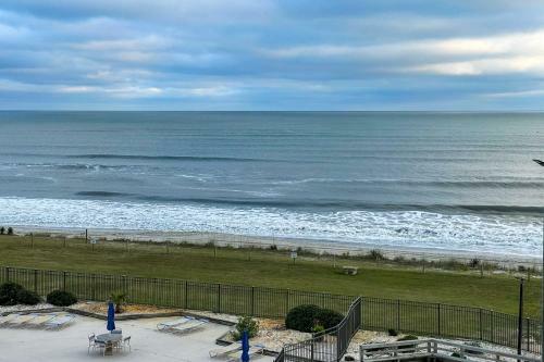 Apartamento Resort Condo On Indian Beach With Ocean Views!