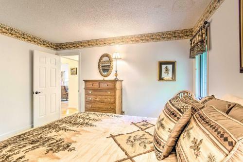 Lake Toxaway Cabin With Fire Pit - 1mi To Marina