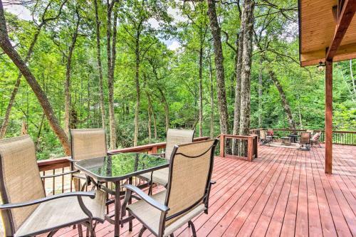Lake Toxaway Cabin With Fire Pit - 1mi To Marina