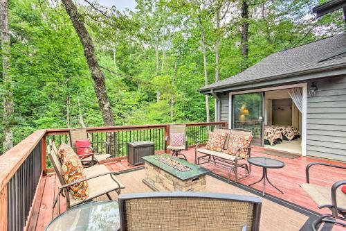 Lake Toxaway Cabin With Fire Pit - 1mi To Marina
