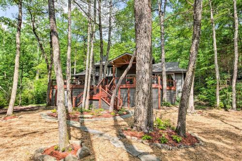 Lake Toxaway Cabin With Fire Pit - 1mi To Marina